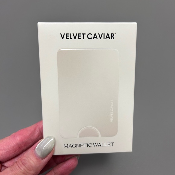 Velvet Caviar Other - Velvet Caviar Blueberry Baby MagSafe Wallet